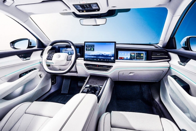 thumbnail - “기름값 걱정 끝났다”… 한번 주유에 1300km 달리는 ‘이 차’ 정체