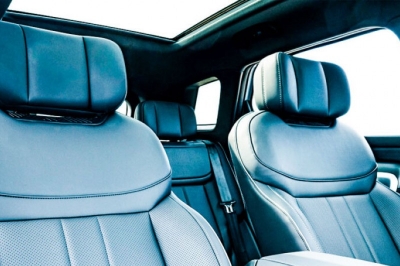 thumbnail - “이보크 그냥 빼다 박았네”… 랜드로버 오너들 뒷목 잡게 할 ‘이 SUV’