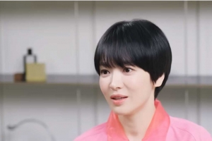 기사로 이동 - “배부르면 소주로 바꿔요”… 톱배우 송혜교의 반전 최애 ‘이 조합’