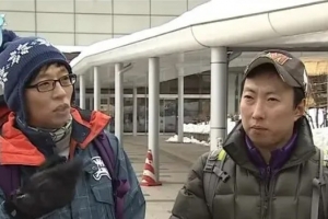 기사로 이동 - 벽돌과 함께 노트북을 풍덩… 쿠팡 사태 소름돋게 예언한 ‘이 예능’