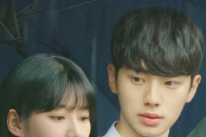 기사로 이동 - 음주운전 논란 그 후… 故 김새론, 마지막 모습 담긴 ‘이 작품’