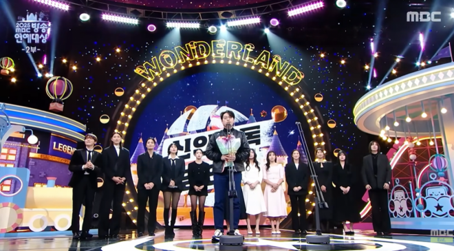 thumbnail - 모두가 유재석만 볼 때… 조용히 6관왕 싹쓸이한 ‘이 프로그램’