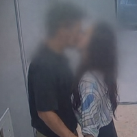 thumbnail - 유명 트로트 여가수 상간 소송 피소…SNS 댓글창 폐쇄, 누구?