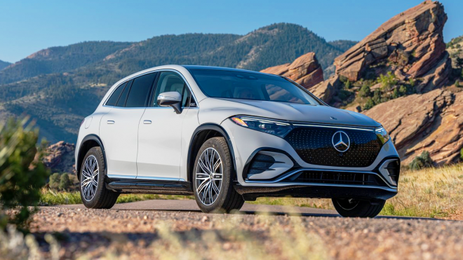 thumbnail - “신차 뽑으면 완전 손해”… 1년 만에 반값 된 ‘이 차’의 정체