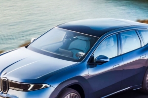 기사로 이동 - “운전대 빼고 다 만들 기세”… BMW 신형 전기차에 들어간 삼성의 ‘이것’