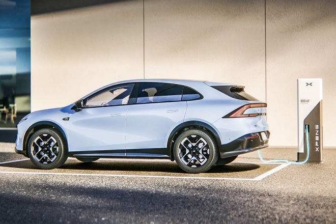 thumbnail - 기름 넣고 부산 4번 왕복… 테슬라 오너 ‘충격’ 빠뜨린 이 SUV