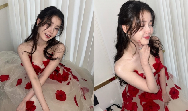 thumbnail - 이렇게 과감했었나… 아이유, 대상 거머쥔 날 입은 ‘이 드레스’