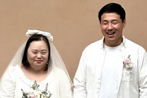 기사로 이동 - “100살까지 사랑하고 싶다”… 송지효 오열하게 만든 ‘이 부부’의 한마디