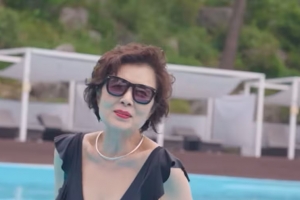 기사로 이동 - “수영복 사진으로 난리”… 74세 윤미라가 매일 챙겨먹는 ‘이것’의 정체