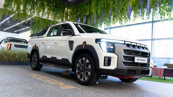 thumbnail - 아빠들 SUV 팔고 난리났다… 2900만원대 전설의 ‘이 차’