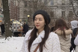 기사로 이동 - 제주도 카페 사장님인 줄 알았는데… 6년 만에 돌아온 ‘이 여배우’ 충격 근황