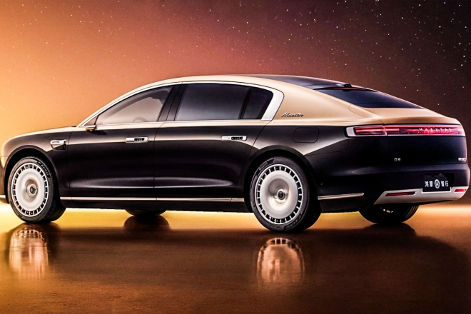 thumbnail - 벤츠·포르쉐도 무릎 꿇었다… 2억 넘는데 불티난 ‘이 중국 세단’