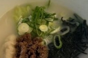 기사로 이동 - 이걸로 배가 찬다고?…송혜교 새해 첫날 올린 ‘이것’, 그릇 크기 ‘경악’