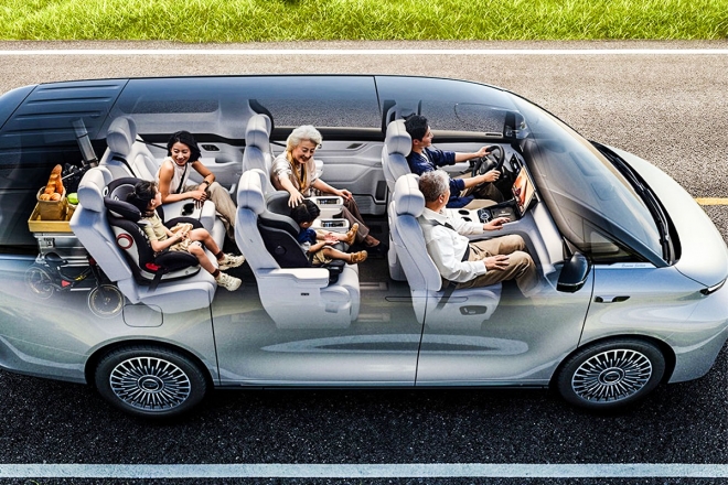 thumbnail - 아빠들 마음 흔들린다… 카니발 잡으러 온 8인승 ‘이 차’의 정체