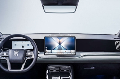 thumbnail - 기름 한번 넣고 1,500km 주행… 2천만원대 ‘괴물’ SUV의 정체