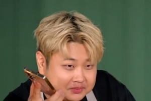 기사로 이동 - “사실 번호도 있어”…윤남노, 짝사랑 ‘이 배우’와 통화하더니 ‘대반전’