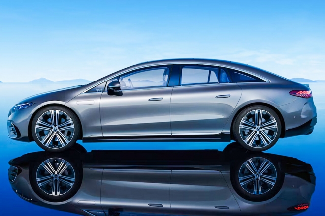 thumbnail - “못생겨서 안 산다” 혹평 쏟아지더니… 벤츠, 결단 내린 ‘이 모델’