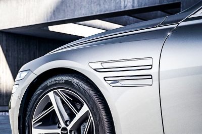 thumbnail - “하이브리드 기다리다 지쳐”… 제네시스, 작심하고 내놓은 2026년형 ‘이 차’