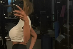 기사로 이동 - “헬스장에서 바지 쑥”… 무혐의 처분 받더니 신년 초부터 난리 난 ‘이 가수’