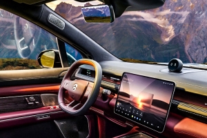 기사로 이동 - “롤스로이스 저리 가라”… 3분 만에 완충되는 괴물 SUV ‘이 차’