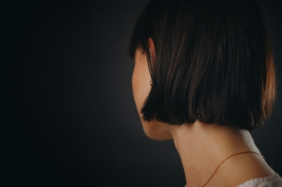 thumbnail - 이번 겨울에 ‘이 신호’ 보이면…여성 머리숱 얇아지는 6가지 원인