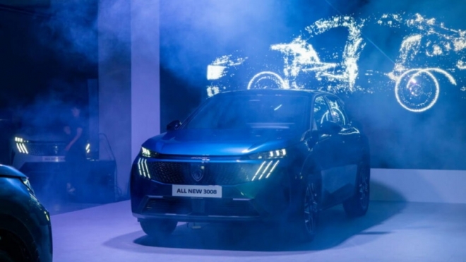 thumbnail - “회장님도 못 구해서 난리”… 10월, 세계 VIP 홀린 ‘이 차’ 정체