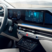 thumbnail - “월 750 벌어도 버겁네”… 대기업 부장도 눈물 흘리며 포기한 ‘이 차’