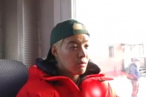 기사로 이동 - “하와이서 한국말만 썼다”… 5번 퇴학당한 ‘이 가수’ 정체