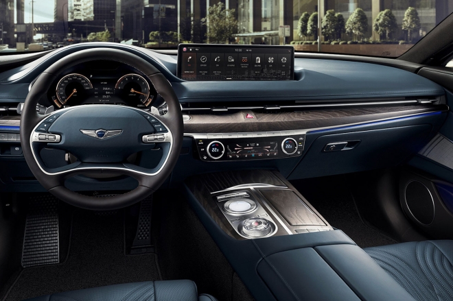 thumbnail - “아버지 차 바꿀 때 됐다”… 체면 걱정 없는 제네시스, 중고가 반토막에 ‘줍줍’ 열광