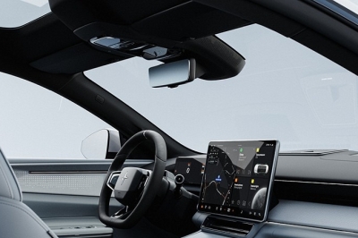 thumbnail - “뒷유리 없앴더니 반응 폭발”… 오너평가 9.8점 받은 아이 태우기 좋은 전기 SUV