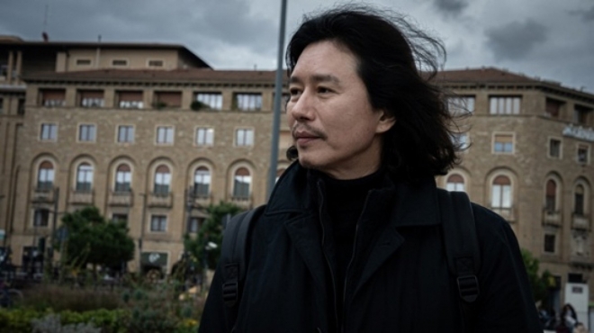 thumbnail - “젊을 땐 예뻤는데 왜 이러나”… 식당서 ‘공짜 밥’ 받은 김민종