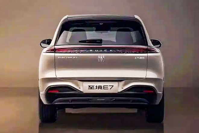 thumbnail - “기름 냄새만 맡아도 1600km”… 쏘렌토 잡을 ‘이 SUV’ 정체