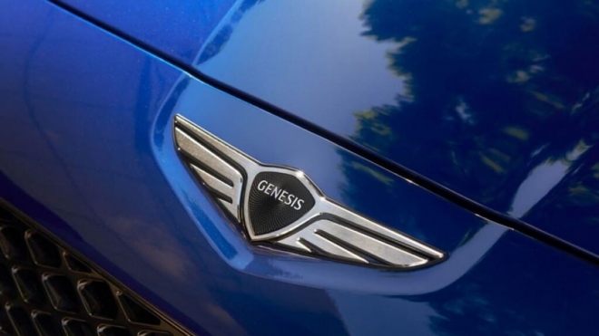 thumbnail - “아반떼보다 좁아도 탄다”… 단종설 뚫고 기사회생한 제네시스 ‘이 차’