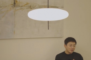 기사로 이동 - “호텔 로비 아니야?”… 조정석, 거미와 사는 ‘러브하우스’ 최초 공개