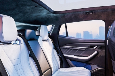 thumbnail - “디자인 하나는 인정”… 공개 3일만에 1,300명 몰린 ‘이 국산차’