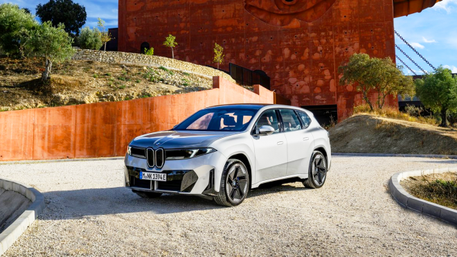 thumbnail - “디자인 논란은 옛말”… 출시 전부터 3천대 몰린 ‘독일산 전기 SUV’