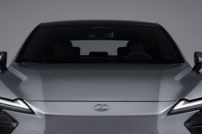 thumbnail - 한 번 충전에 서울-부산 거뜬… 테슬라 위협하는 렉서스 ‘신형 전기차’