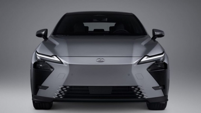 thumbnail - 한 번 충전에 서울-부산 거뜬… 테슬라 위협하는 렉서스 ‘신형 전기차’