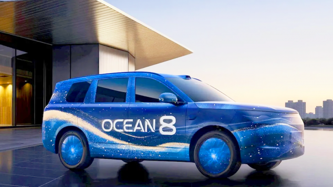 thumbnail - “가성비는 옛말 됐다”… 中 BYD가 공개한 ‘플래그십 전기차’ 실물