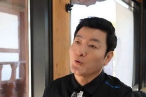 기사로 이동 - 폐 두 번 잘라냈는데… 머리에 종양까지 발견된 ‘전설의 셰프’