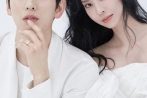 기사로 이동 - 6살 연하 모델 아내와 결혼하더니… 윤박, 2년 만에 전한 ‘반가운 소식’