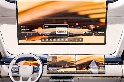 thumbnail - 뒷좌석 TV가 막 움직여… 삼성과 작정하고 만든 1억짜리 ‘이 SUV’