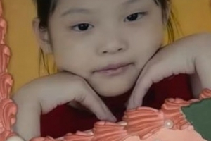 기사로 이동 - “기분이 이상해”… 서른살 맞은 ‘톱 아이돌’, 케이크에 담긴 어린 시절 모습