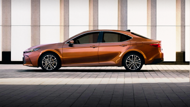 thumbnail - “한번 타보면 절대 못 바꾼다”… 오너 평점 9.4점 찍은 이 세단