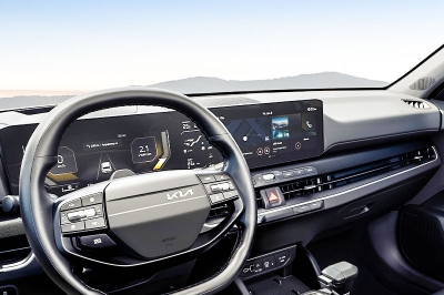 thumbnail - “독일차 오너들 ‘긴장’”… 역대급 디자인으로 등장한 기아의 ‘비밀병기’