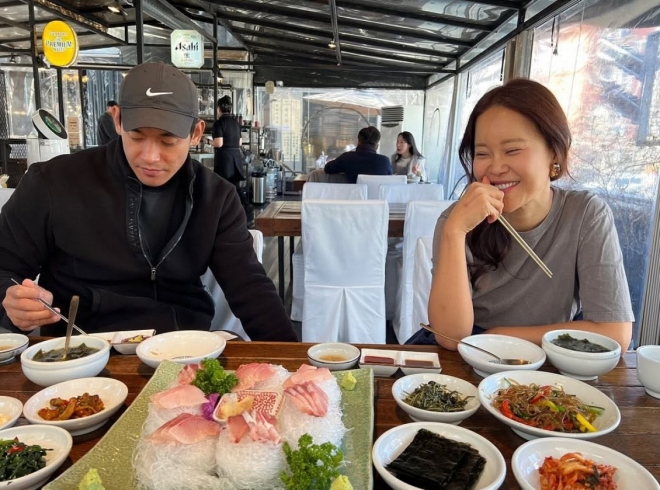 thumbnail - “내가 뚱땡이든 무슨 상관”… 남편의 ‘살 빼’ 잔소리에 터진 여가수