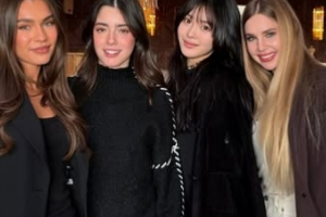 기사로 이동 - 결국 공식 인정했나… PSG 여친 모임에 나타난 ‘재벌가 그녀’