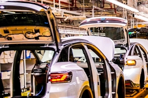 기사로 이동 - 오너들 어쩌나… 폭스바겐 전기차, 이름 바꾸고 ‘대수술’ 들어간 진짜 이유