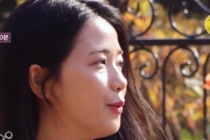 기사로 이동 - 거침없는 팔자걸음… 데프콘도 반해버린 ‘나는 솔로’ 역대급 그녀