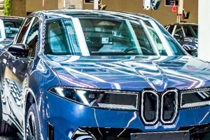 기사로 이동 - “벤츠 오너들마저 흔들린다”… 차 보기도 전에 계약한다는 BMW ‘이 SUV’